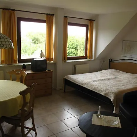 Haus-halligblick-ferienwohnung-hamburger-hallig *